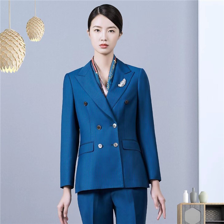 Latest Online Suits For Women